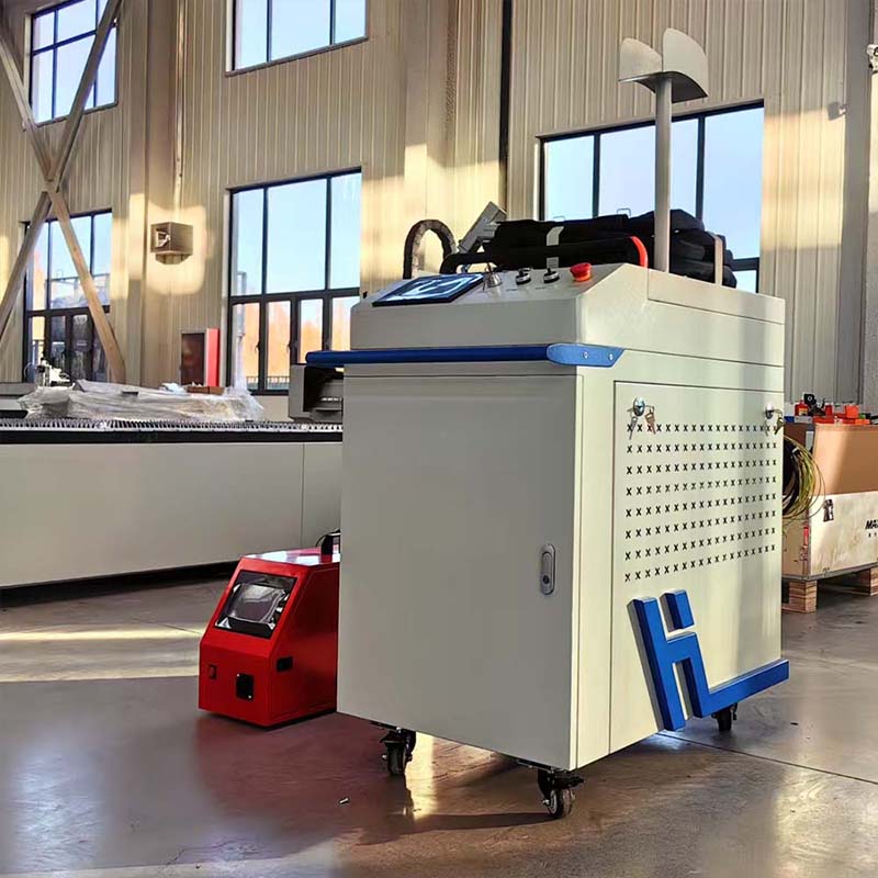 Industrial Laser Manufacturers - آلة لحام ليزر محمولة بقوة 3000