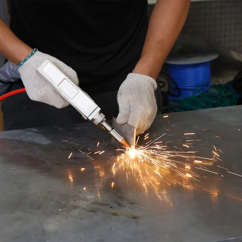 ماكينة لحام ليزر محمولة متعددة - مراجعة Industrial Laser Welding Machine Hand Held وسعره